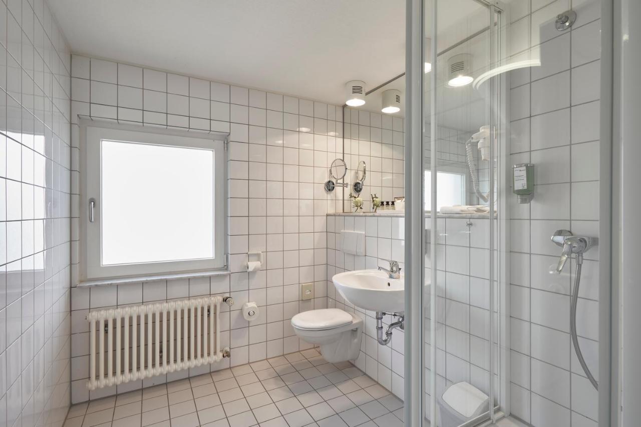 Campus.Guest Hotel Stuttgart Room photo